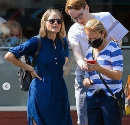 Cydney Bernard and Jodie Foster with their son Kit in 2021